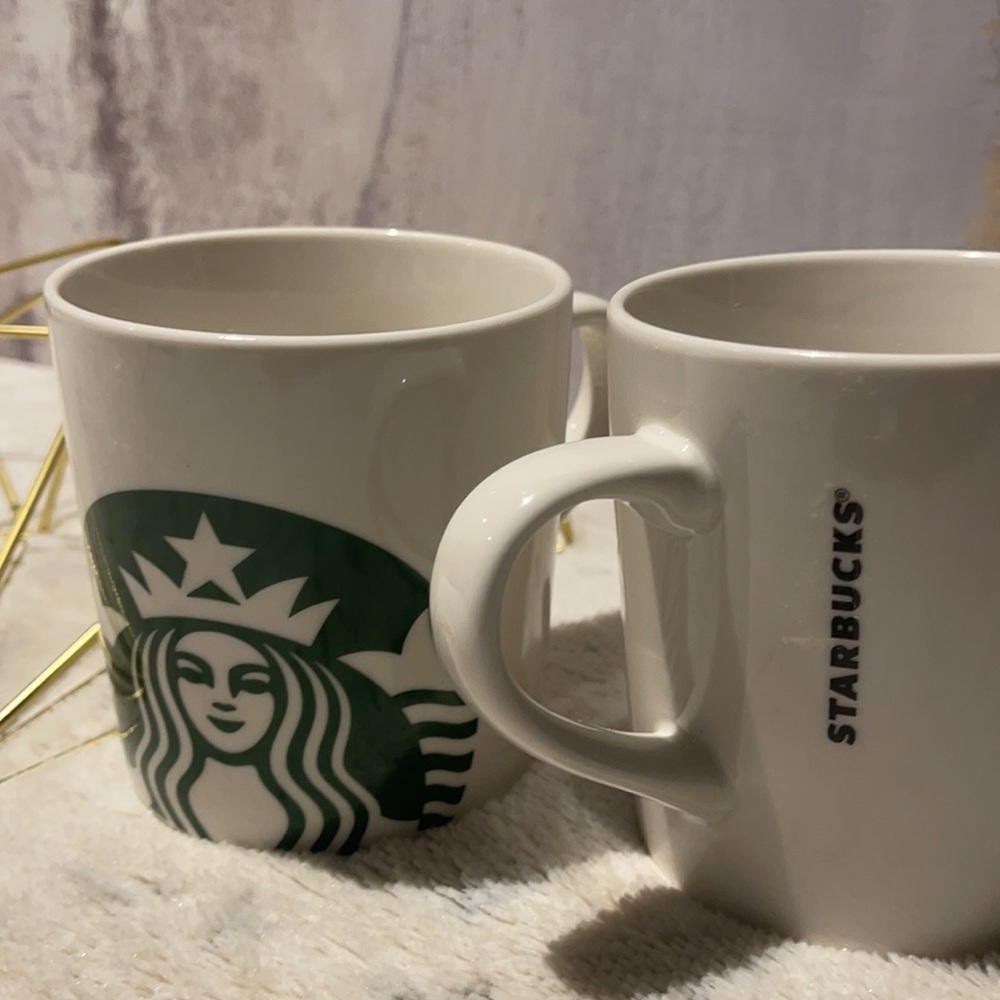 Set of 3 beautiful Starbucks 16 fl oz mugs 🎁😍💕 - Picture 2 of 5